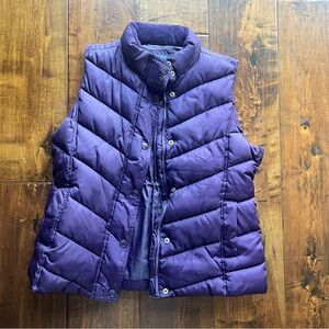 GAP Purple Puffer Vest - Sleeveless Quilted Jacket with hidden waist cinching